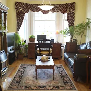 Bed & Breakfast Rideau, Ottawa